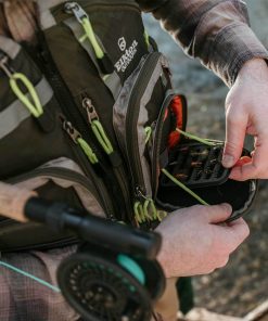 Elkton Outdoors SPORTING GOODS Fly Fishing Vest With Mesh Multi-Pocket Storage